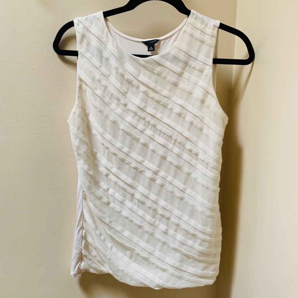 Anne Taylor cream sleeveless blouse / tank